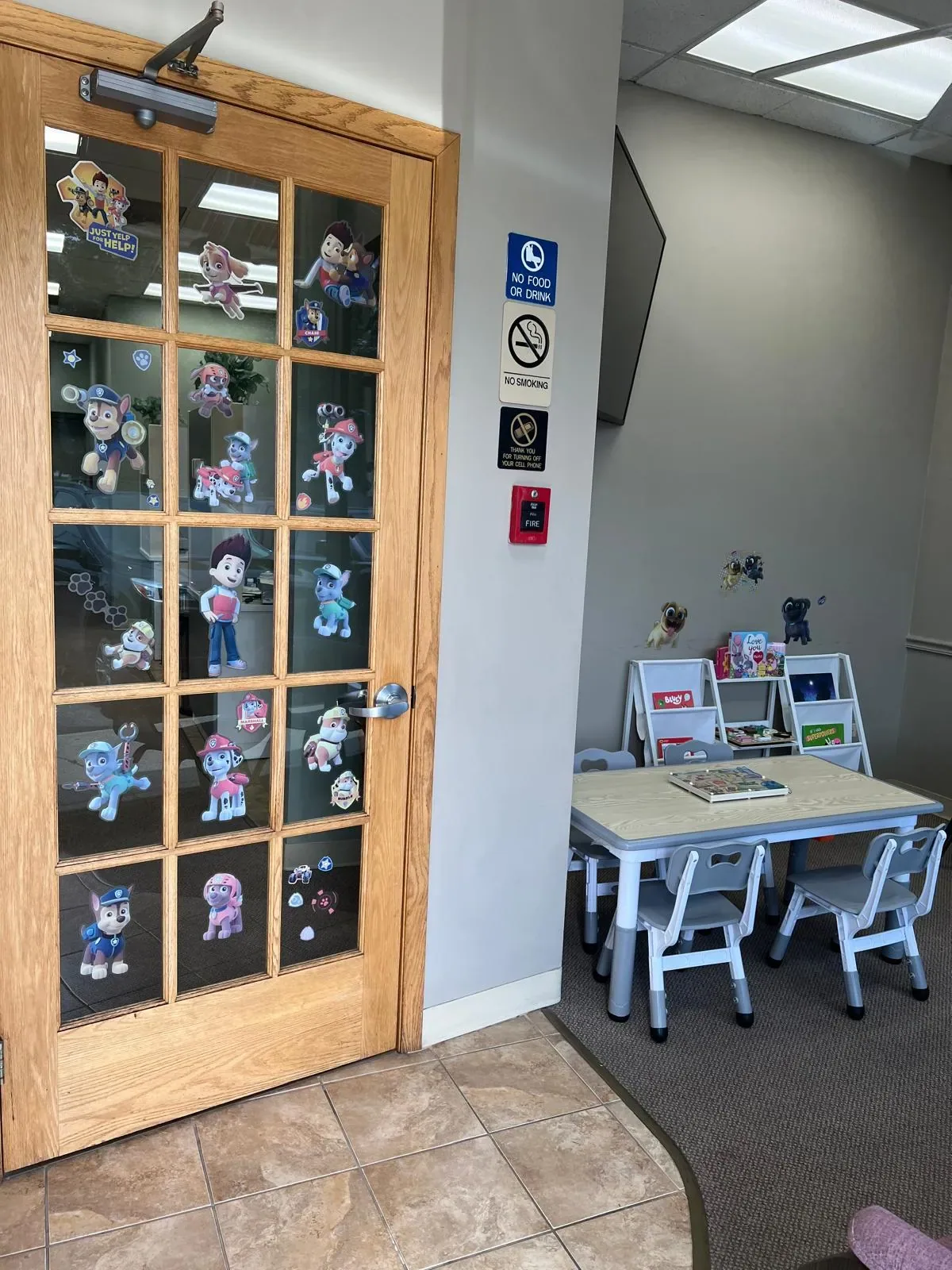 Children's waiting area at Urban Dental Care in Woodridge